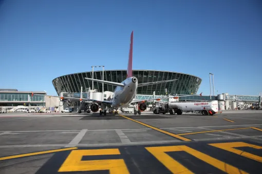 Transfert sécurisé depuis l'aéroport de Nice vers Cannes avec TAXI 7, Saint-Tropez, TAXI 7